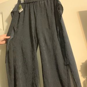 Wide leg pants size L